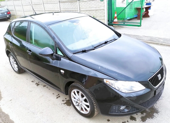 Seat Ibiza cena 10798 przebieg: 115559, rok produkcji 2013 z Ząbki małe 742